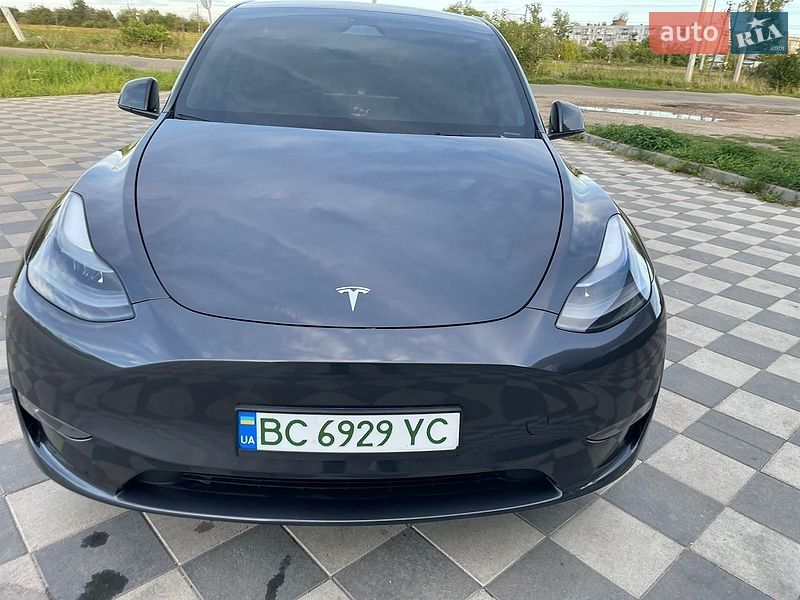 Внедорожник / Кроссовер Tesla Model Y 2024 в Львове