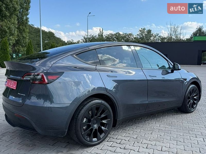 Внедорожник / Кроссовер Tesla Model Y 2022 в Кременчуге