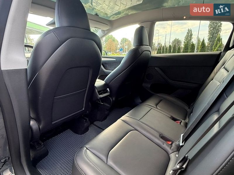 Внедорожник / Кроссовер Tesla Model Y 2022 в Кременчуге
