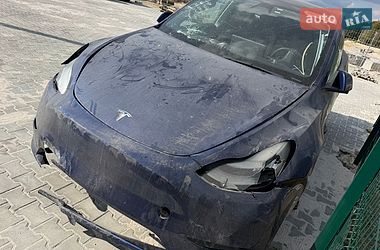 Внедорожник / Кроссовер Tesla Model Y 2023 в Львове