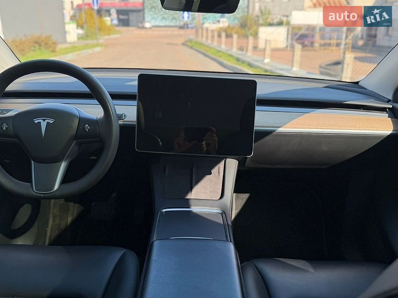 Внедорожник / Кроссовер Tesla Model Y 2022 в Житомире