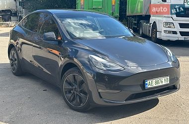 Внедорожник / Кроссовер Tesla Model Y 2024 в Кривом Роге