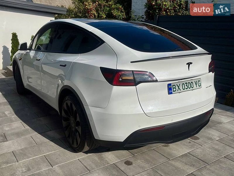 Внедорожник / Кроссовер Tesla Model Y 2021 в Белой Церкви
