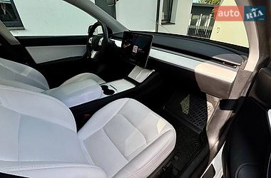 Внедорожник / Кроссовер Tesla Model Y 2021 в Белой Церкви