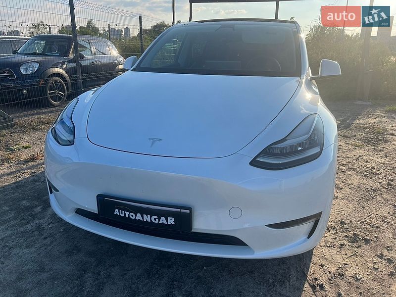 Позашляховик / Кросовер Tesla Model Y 2023 в Києві фото 3 Позашляховик / Кросовер Tesla Model Y 2023 в Києві
