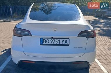 Позашляховик / Кросовер Tesla Model Y 2023 в Тернополі фото 8 Позашляховик / Кросовер Tesla Model Y 2023 в Тернополі