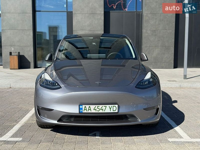 Позашляховик / Кросовер Tesla Model Y 2023 в Києві фото 6 Позашляховик / Кросовер Tesla Model Y 2023 в Києві