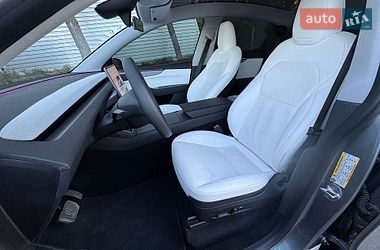 Позашляховик / Кросовер Tesla Model Y 2025 в Вінниці