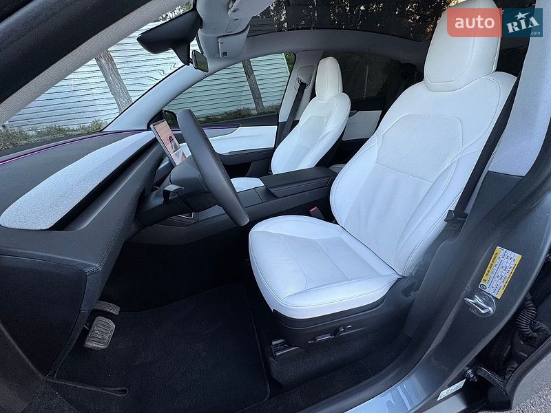 Позашляховик / Кросовер Tesla Model Y 2025 в Вінниці