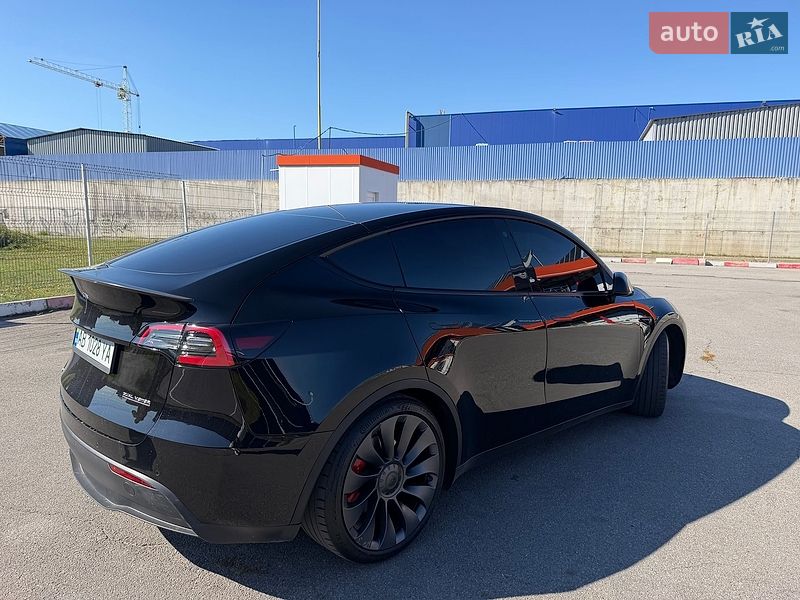 Позашляховик / Кросовер Tesla Model Y 2022 в Вінниці