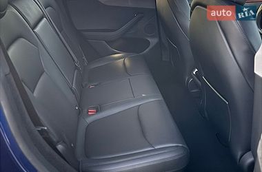 Позашляховик / Кросовер Tesla Model Y 2025 в Києві