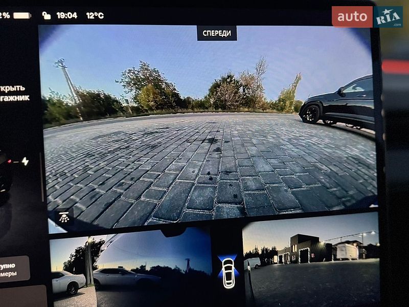 Позашляховик / Кросовер Tesla Model Y 2025 в Києві
