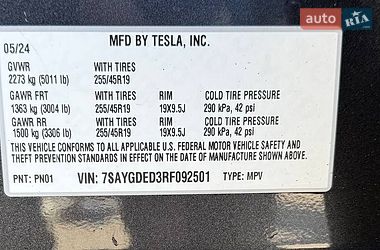 Позашляховик / Кросовер Tesla Model Y 2024 в Києві