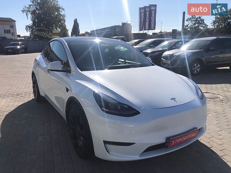 Tesla Model Y 2022