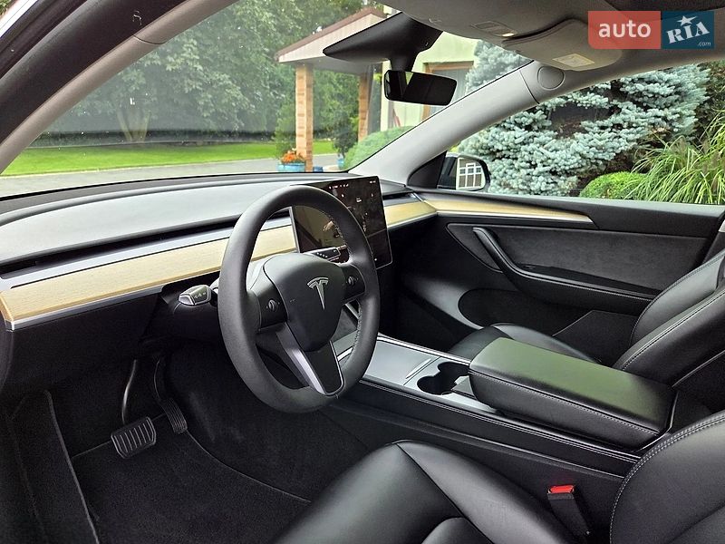 Внедорожник / Кроссовер Tesla Model Y 2023 в Виннице