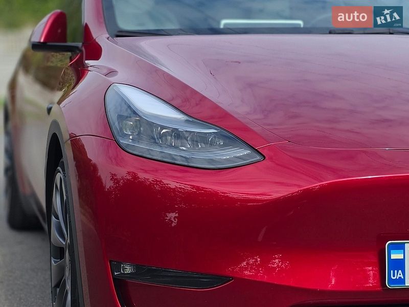 Внедорожник / Кроссовер Tesla Model Y 2024 в Хмельницком