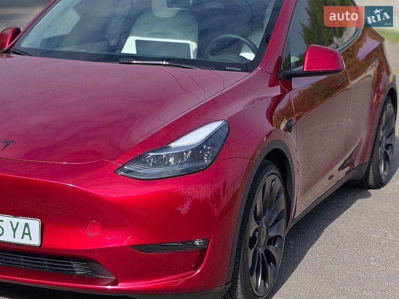 Внедорожник / Кроссовер Tesla Model Y 2024 в Хмельницком