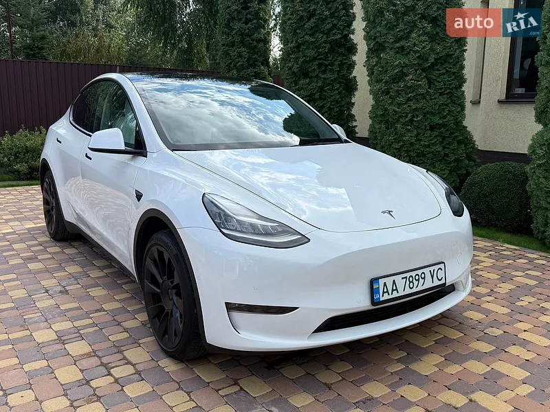Tesla Model Y 2021