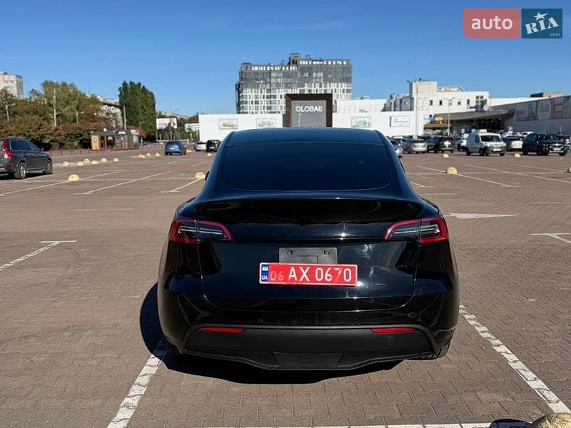 Позашляховик / Кросовер Tesla Model Y 2021 в Житомирі