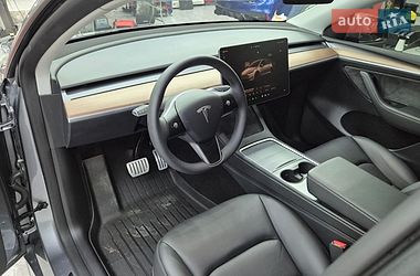 Позашляховик / Кросовер Tesla Model Y 2024 в Дніпрі