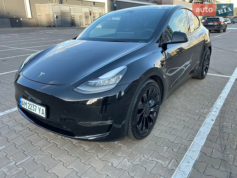 Tesla Model Y