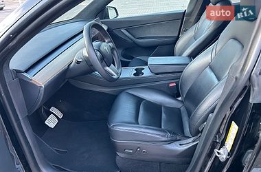 Позашляховик / Кросовер Tesla Model Y 2020 в Києві