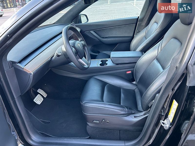Позашляховик / Кросовер Tesla Model Y 2020 в Києві