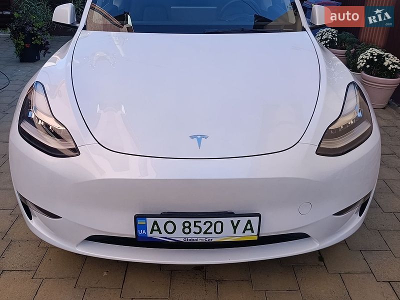 Внедорожник / Кроссовер Tesla Model Y 2023 в Ужгороде Внедорожник / Кроссовер Tesla Model Y 2023 в Ужгороде