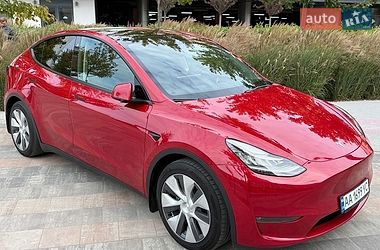 Внедорожник / Кроссовер Tesla Model Y 2022 в Киеве