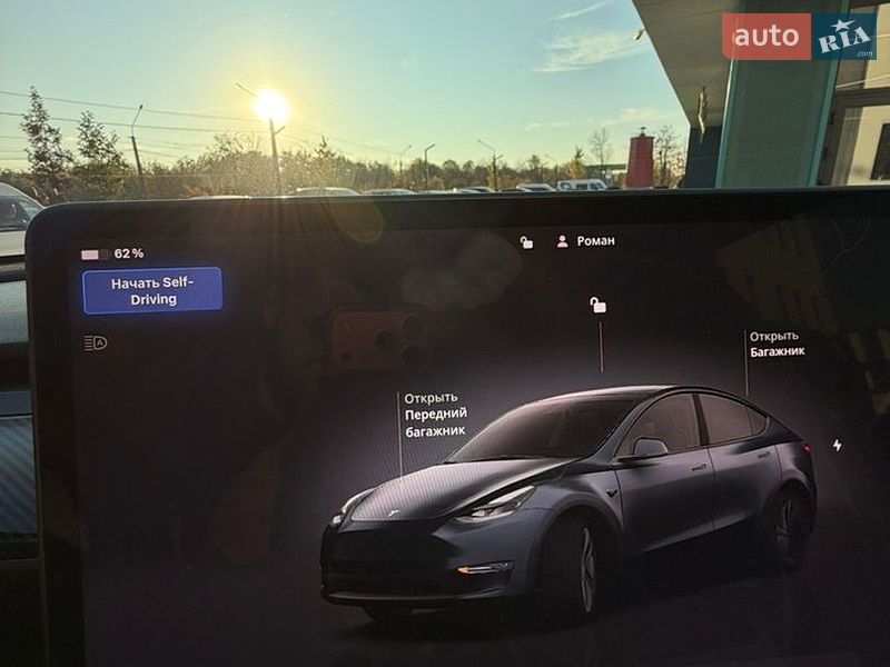 Позашляховик / Кросовер Tesla Model Y 2024 в Львові