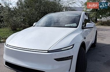 Внедорожник / Кроссовер Tesla Model Y 2025 в Запорожье