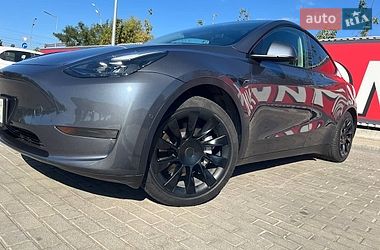 Позашляховик / Кросовер Tesla Model Y 2021 в Києві
