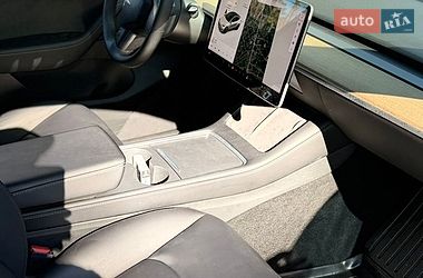 Позашляховик / Кросовер Tesla Model Y 2021 в Житомирі