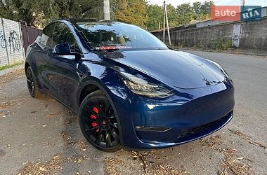 Позашляховик / Кросовер Tesla Model Y 2022 в Дніпрі