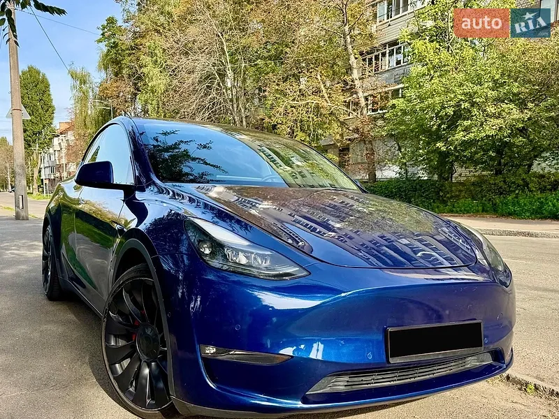 Tesla Model Y