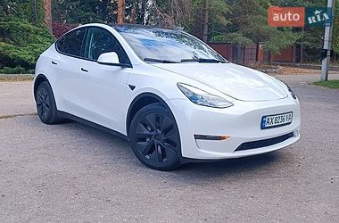 Позашляховик / Кросовер Tesla Model Y 2025 в Харкові