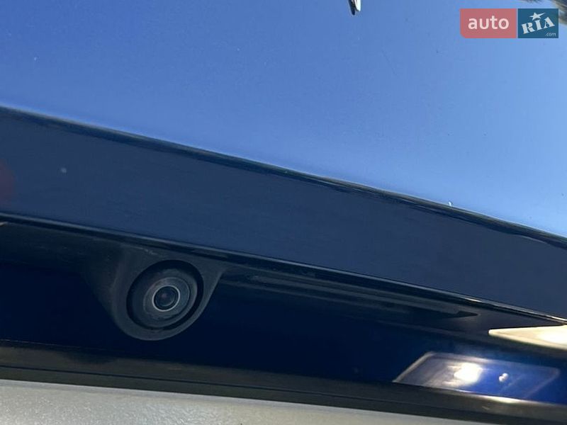 Позашляховик / Кросовер Tesla Model Y 2023 в Луцьку