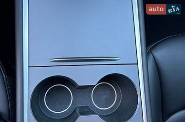 Позашляховик / Кросовер Tesla Model Y 2023 в Луцьку