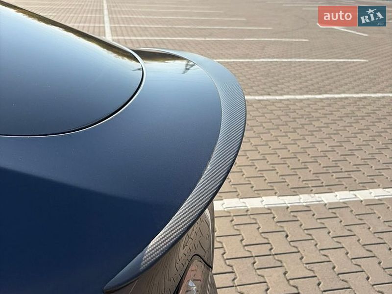 Позашляховик / Кросовер Tesla Model Y 2020 в Чернівцях