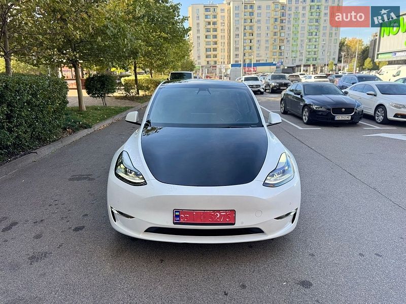 Внедорожник / Кроссовер Tesla Model Y 2021 в Киеве