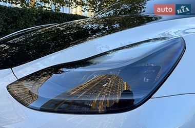Внедорожник / Кроссовер Tesla Model Y 2021 в Киеве
