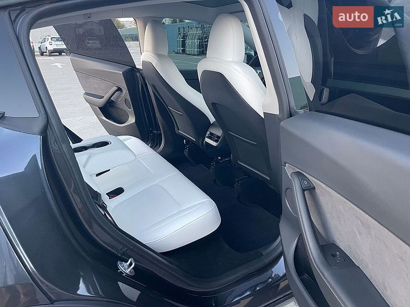 Внедорожник / Кроссовер Tesla Model Y 2024 в Ирпене фото 13 Внедорожник / Кроссовер Tesla Model Y 2024 в Ирпене