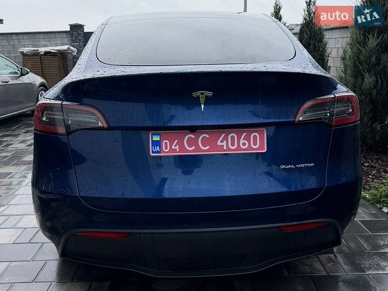 Позашляховик / Кросовер Tesla Model Y 2023 в Рівному