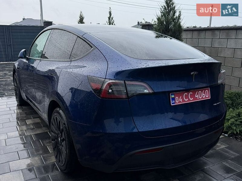 Позашляховик / Кросовер Tesla Model Y 2023 в Рівному