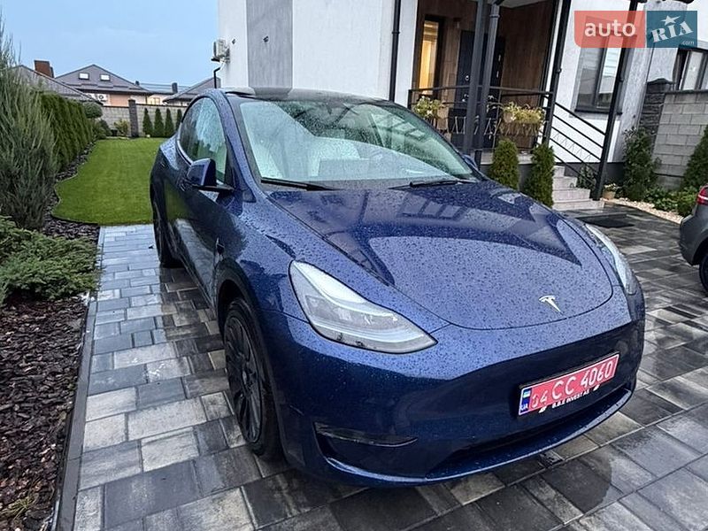 Позашляховик / Кросовер Tesla Model Y 2023 в Рівному