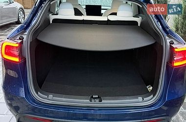 Позашляховик / Кросовер Tesla Model Y 2023 в Рівному