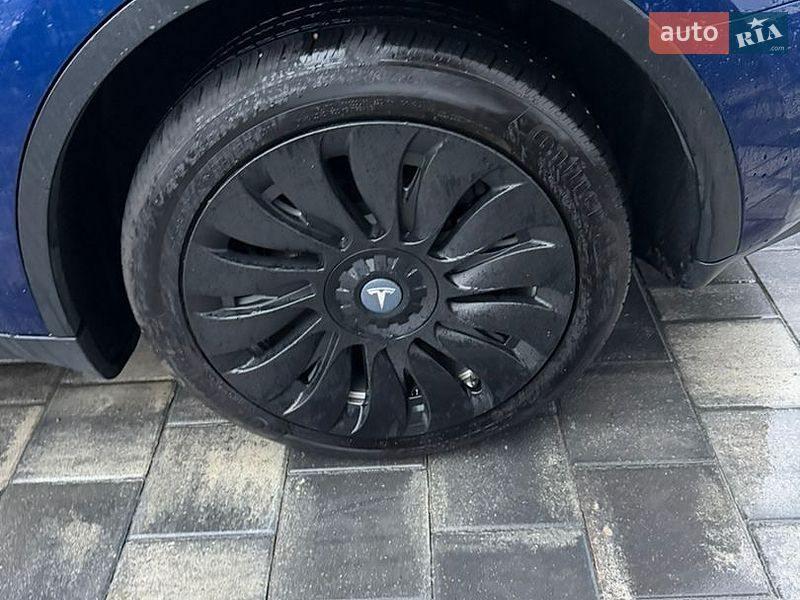 Позашляховик / Кросовер Tesla Model Y 2023 в Рівному