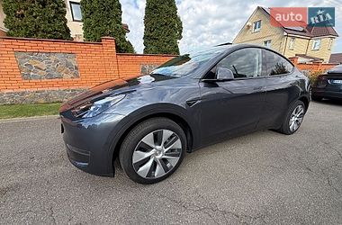 Внедорожник / Кроссовер Tesla Model Y 2023 в Киеве