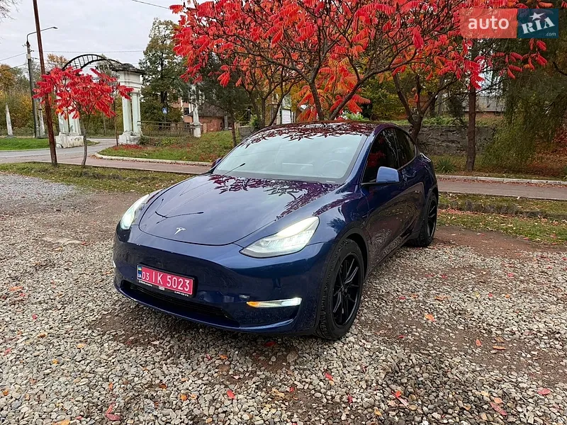 Tesla Model Y 2021