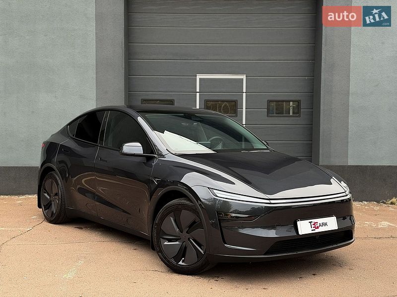 Tesla Model Y 2025 Tesla Model Y 2025